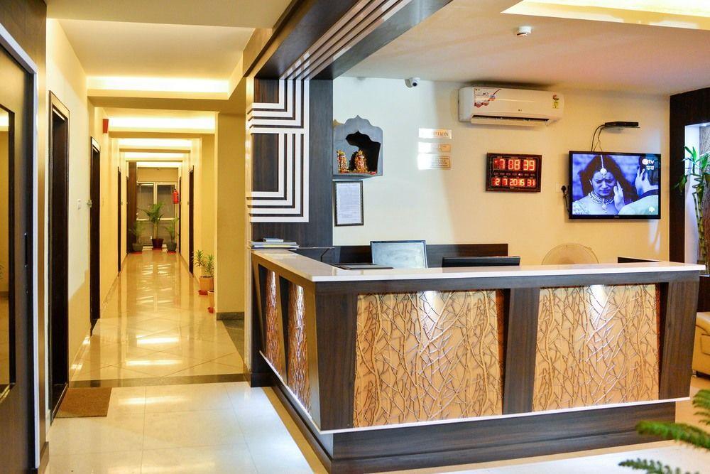 Hotel Janki International By Keymagics Varanasi Esterno foto