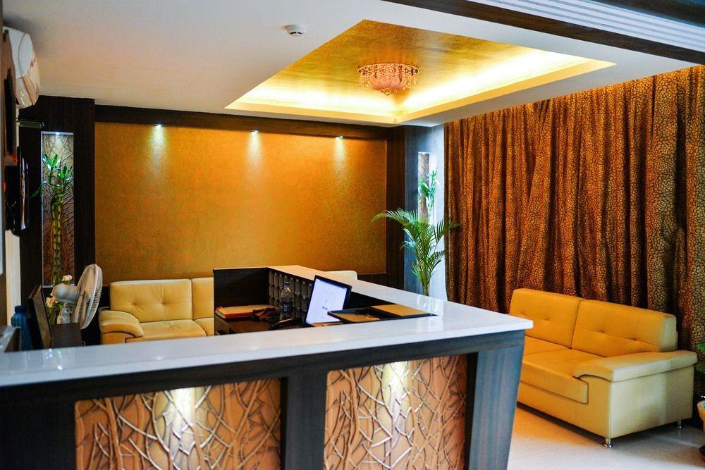 Hotel Janki International By Keymagics Varanasi Esterno foto