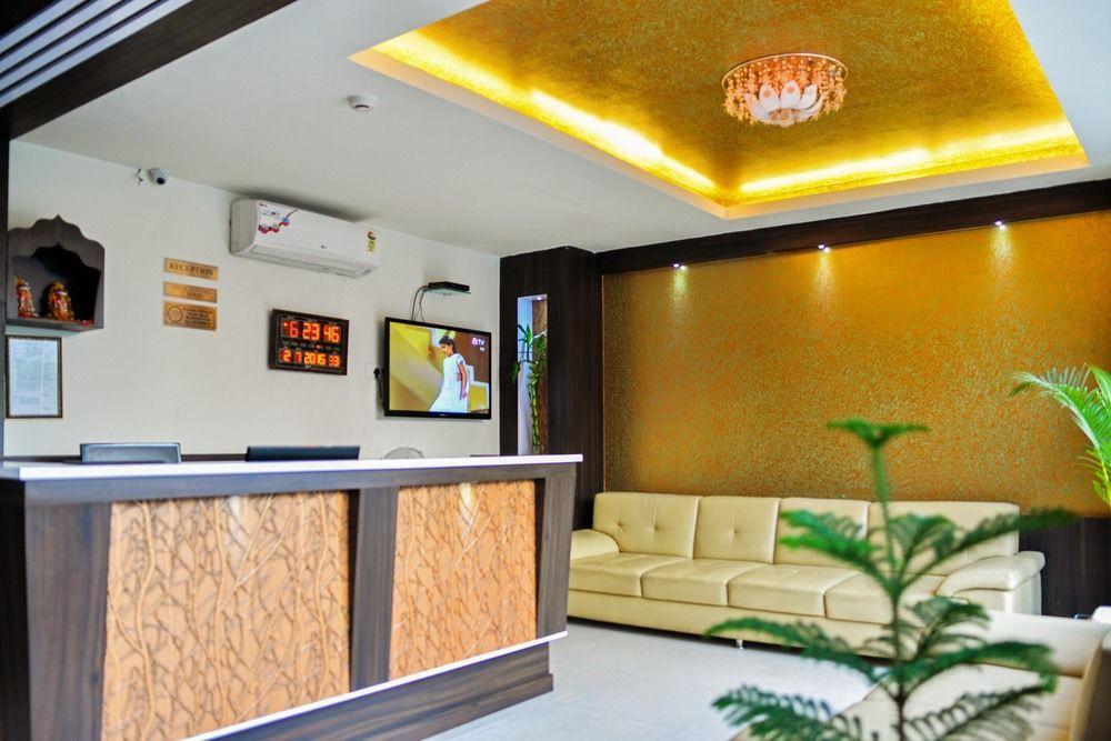 Hotel Janki International By Keymagics Varanasi Esterno foto