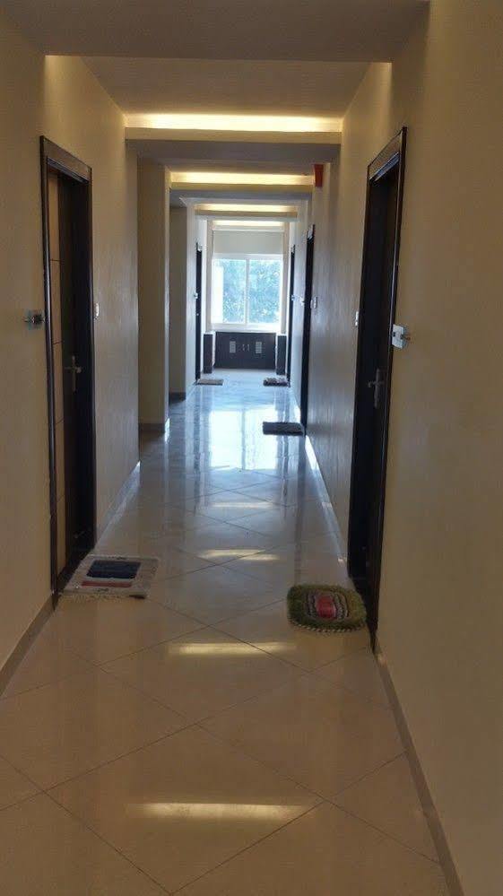 Hotel Janki International By Keymagics Varanasi Esterno foto