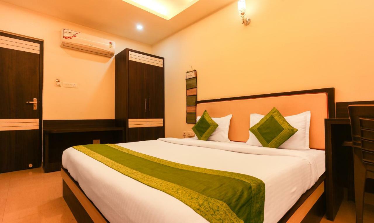 Hotel Janki International By Keymagics Varanasi Esterno foto