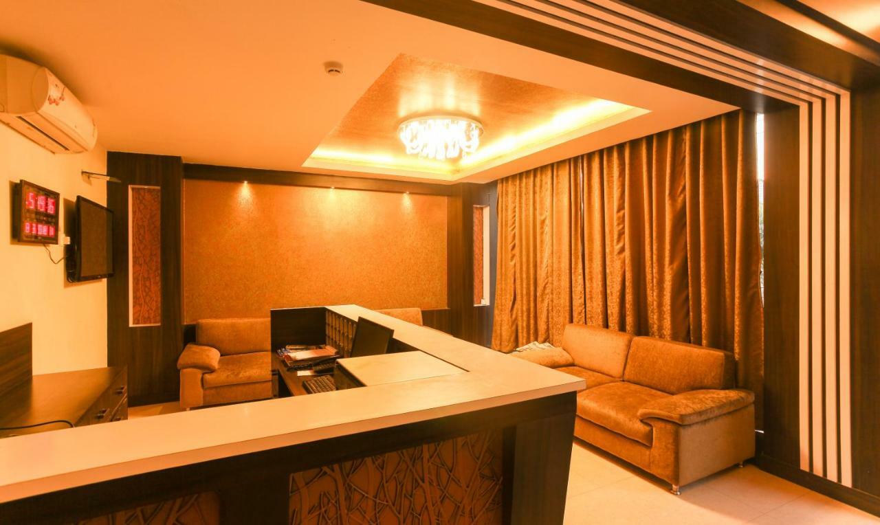 Hotel Janki International By Keymagics Varanasi Esterno foto