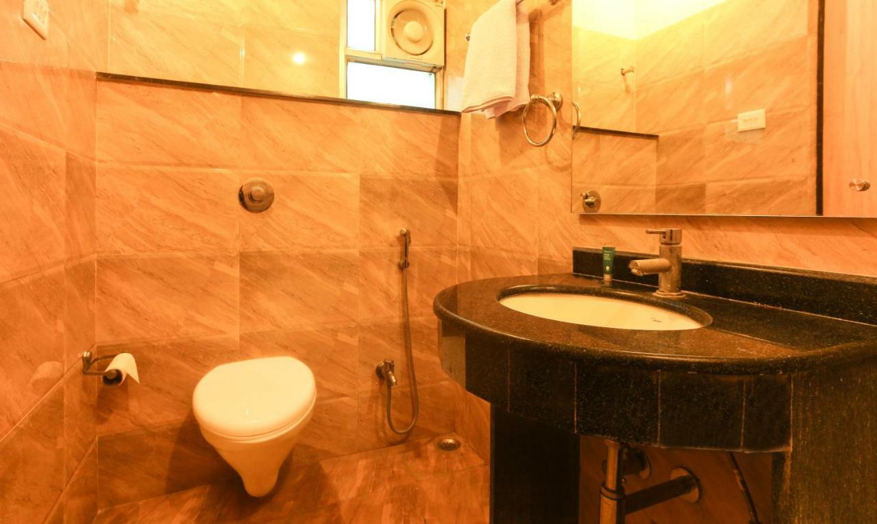 Hotel Janki International By Keymagics Varanasi Esterno foto